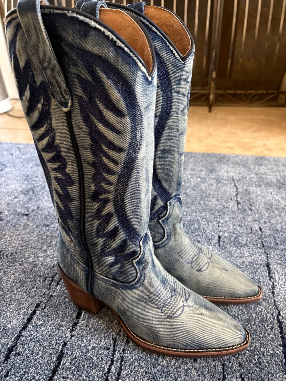 Steve Madden NEW Denim Blue Women's Cowboy Boots-Never Worn